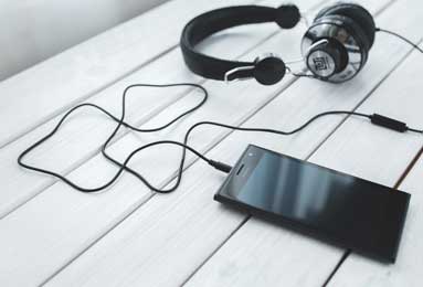 NBA焦点对决：雄鹿 vs 魔术，字母哥与瓦格纳的激情碰撞